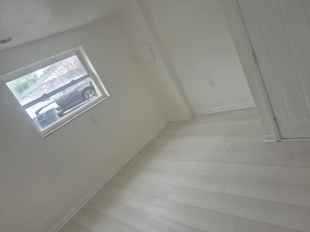 6506 Julian Ave – photo 3