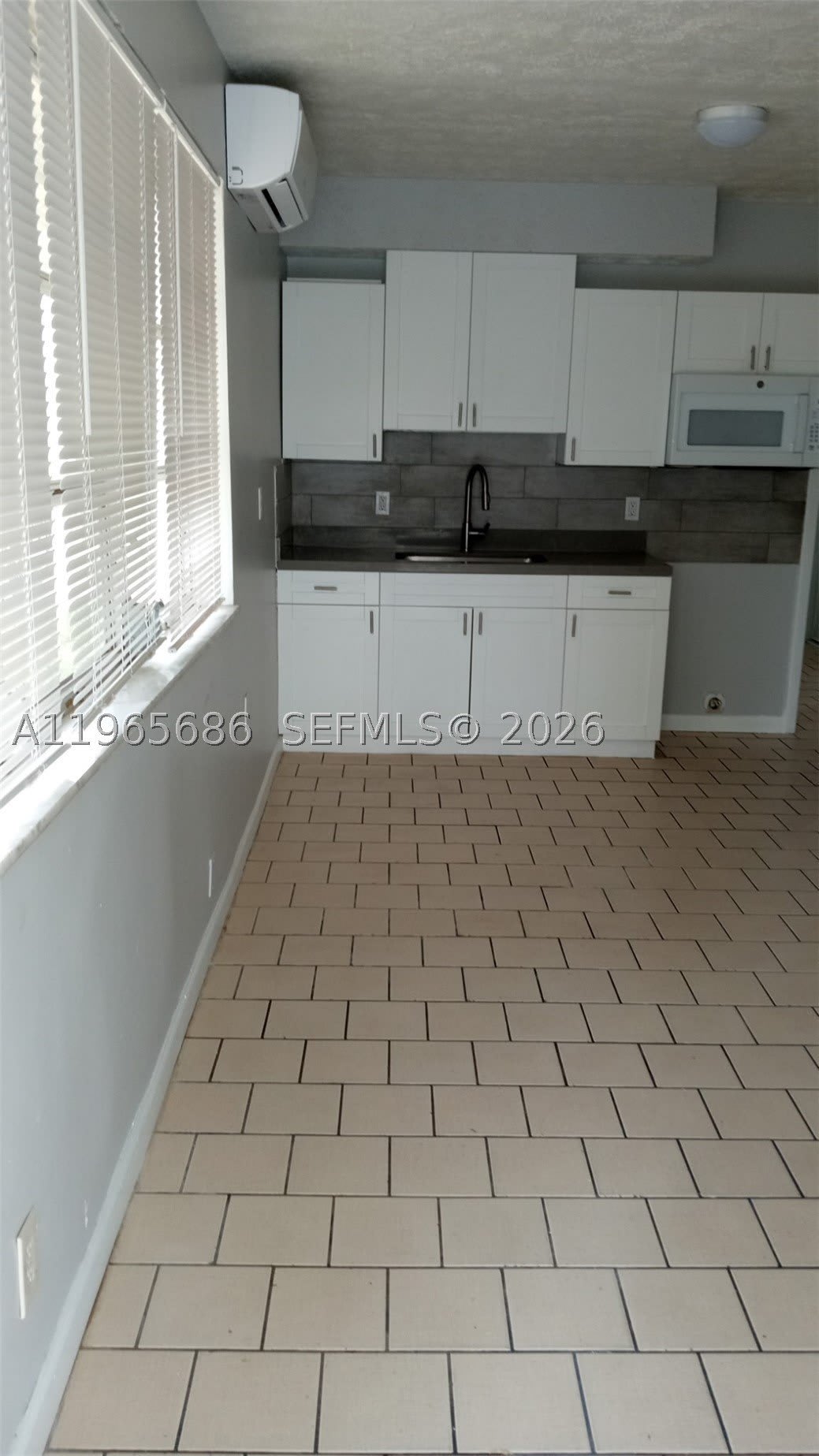 1855 Cleveland St – photo 2