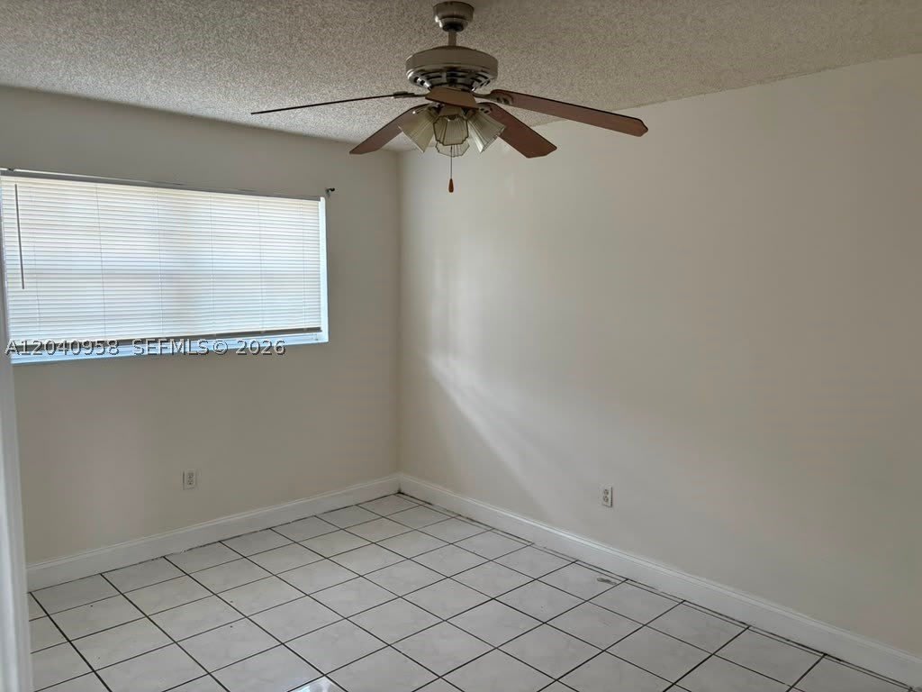 5411 SW 38th Ct – photo 5