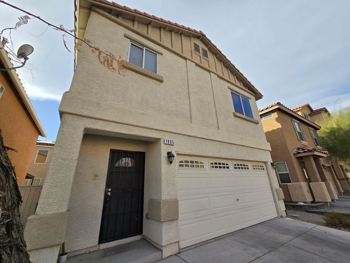 Charming Two Story Townhouse In North Las Vegas Move In Special – photo 2
