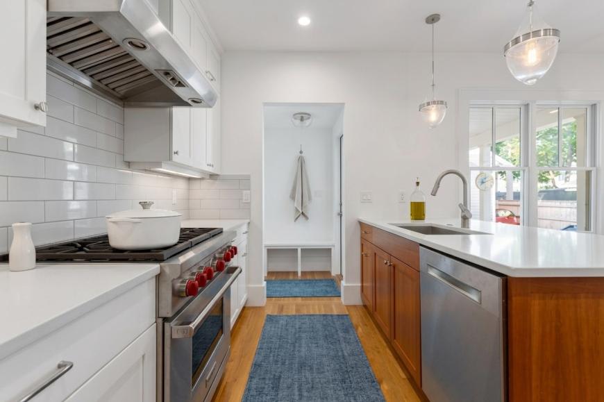191 Davis Ave. – photo 2