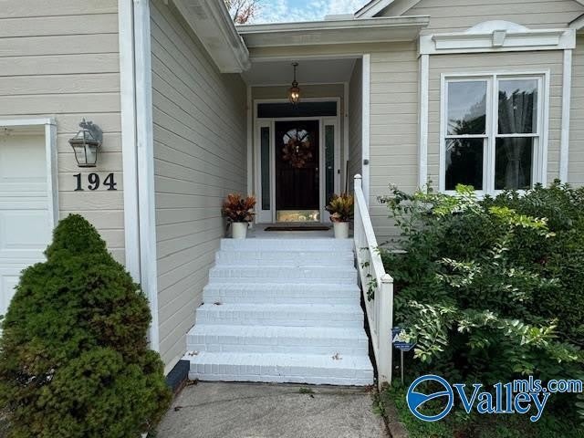 194 Topaz Road NE – photo 2