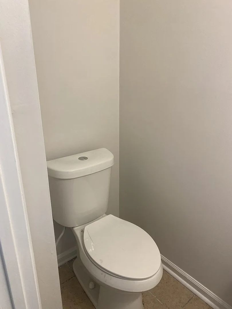 Room In 2 Bedroom Home At Baker Ct – photo 2