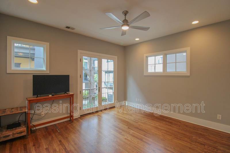 13 Corinne Street – photo 2