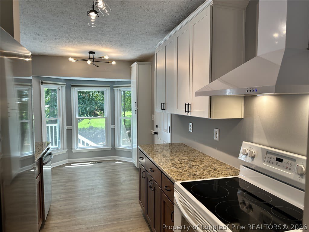6720 St Julian Way – photo 4