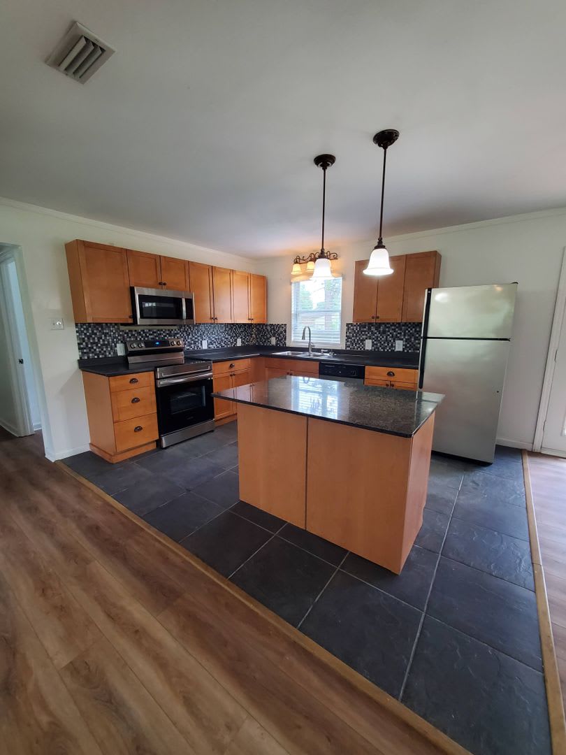 500 Move In Discount Spacious 4Br 2Ba Home With Brick Exterior Large Open Living Area And Pet Friendly In Valdosta Ga – photo 3