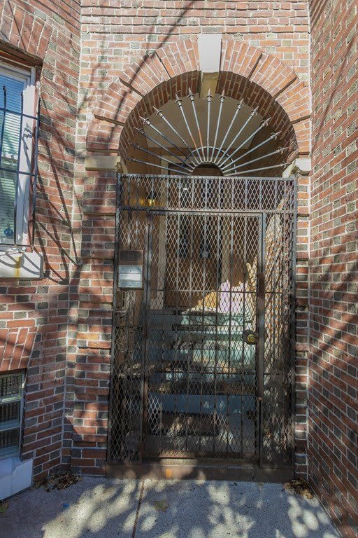 101 Cedar St 2 – photo 1