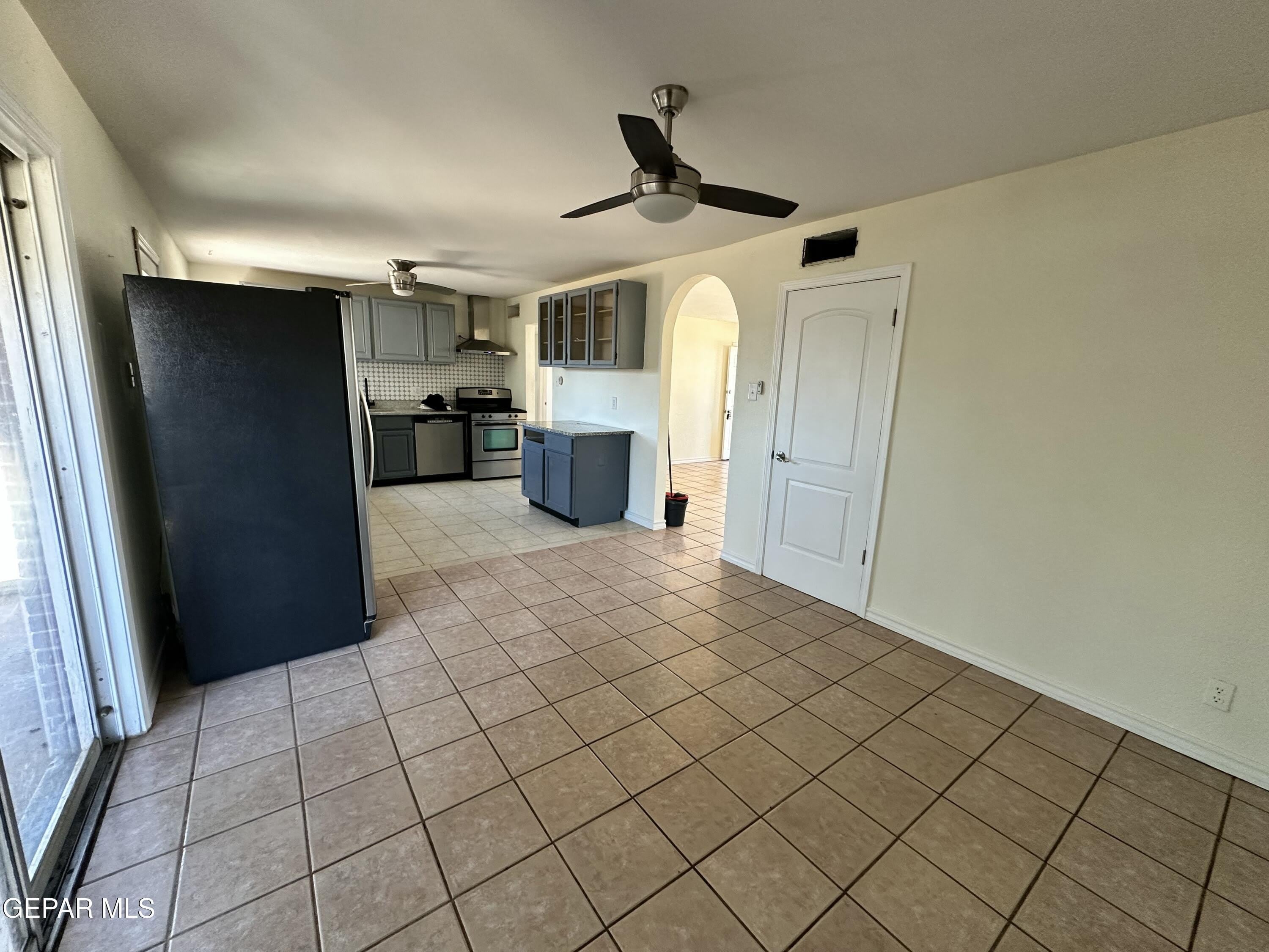 10336 WINDSOR Drive – photo 4