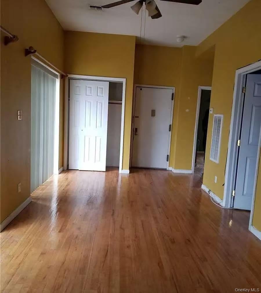 71-74 161st Street – photo 1