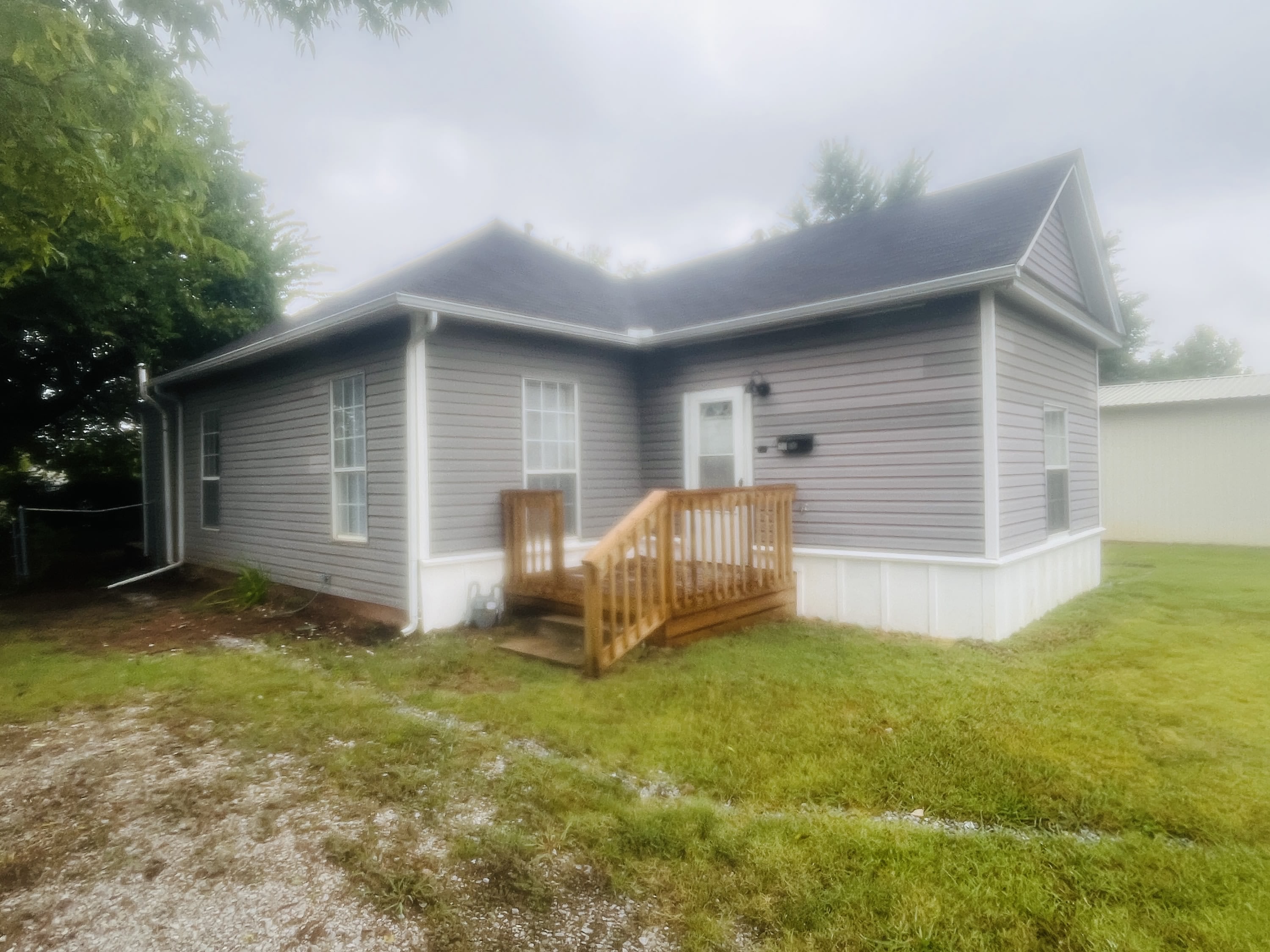 601 Bigbee Drive – photo 1