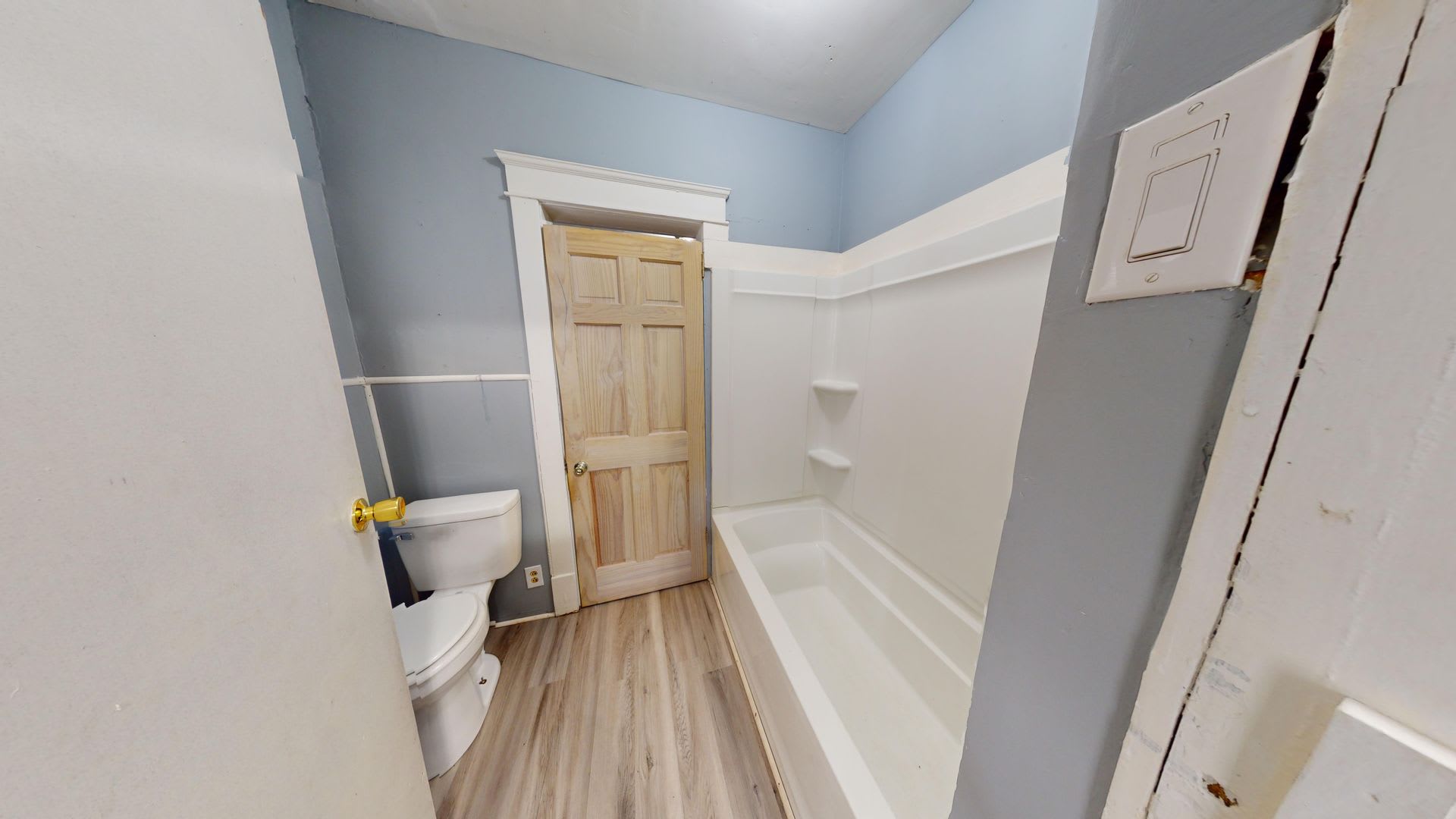 Coming Soon Cute 2 Bedroom Near Park – photo 4