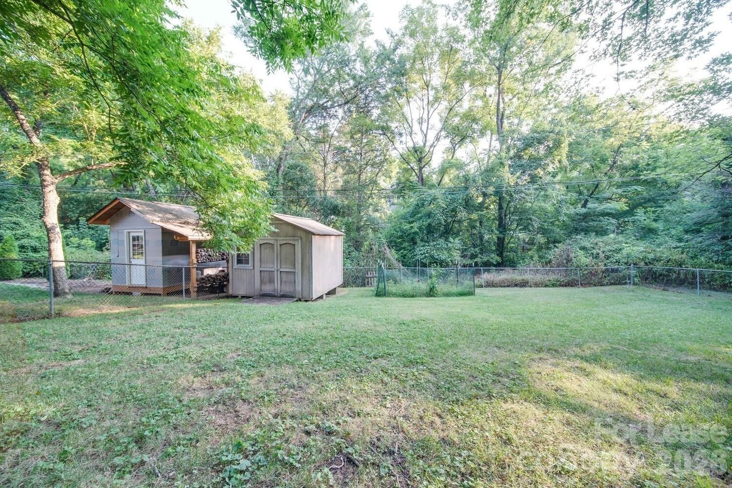 6700 Castlegate Drive – photo 2
