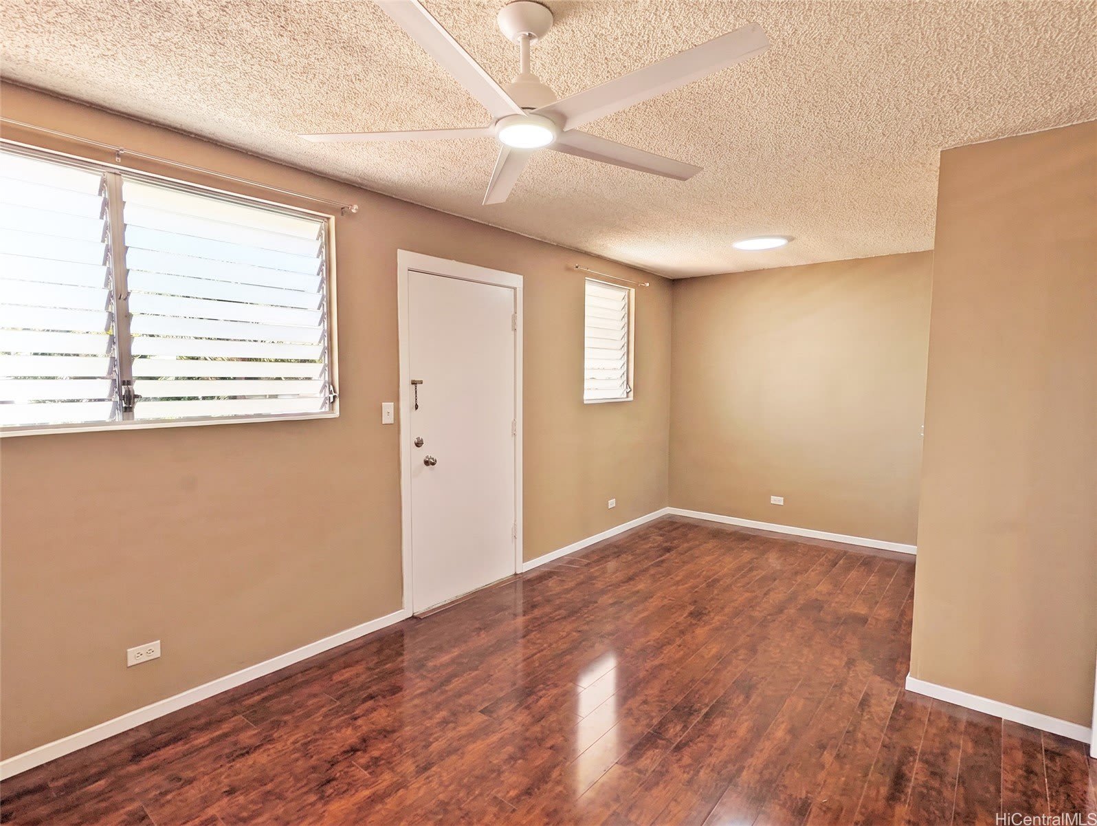 1120 Hassinger Street – photo 3