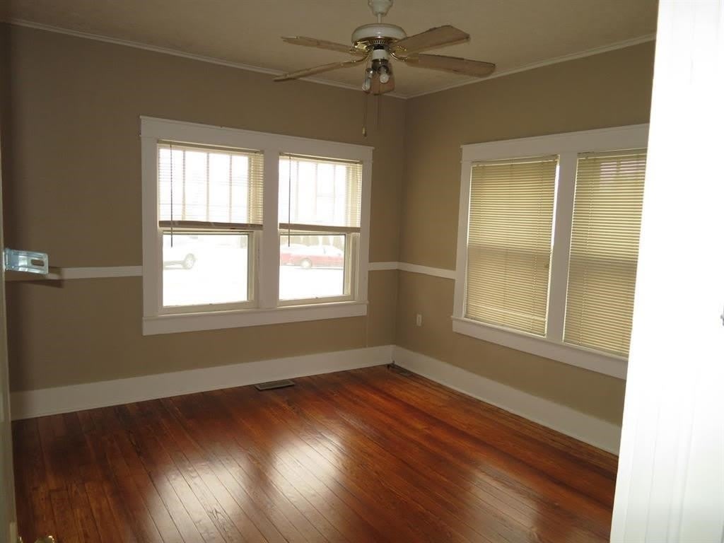 1048 Elm Street – photo 3