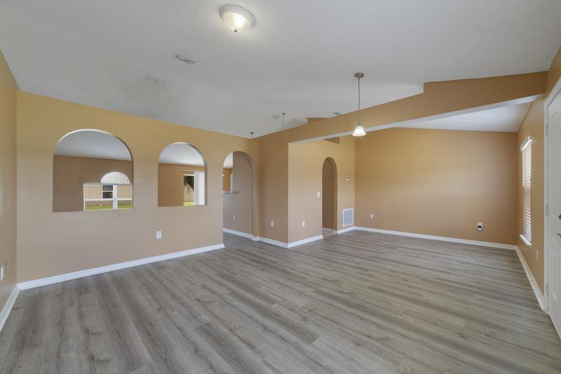 1907 Manatee Dr – photo 2