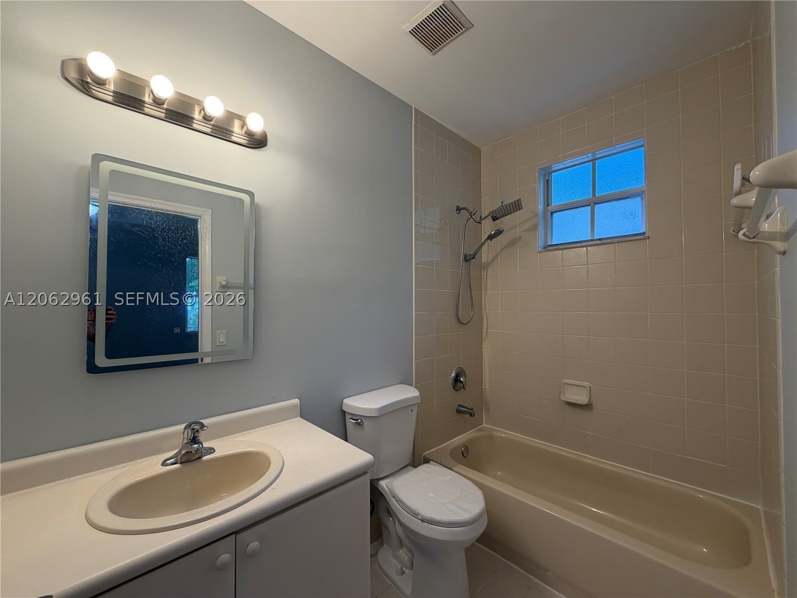 4094 SW 159th Ave – photo 5