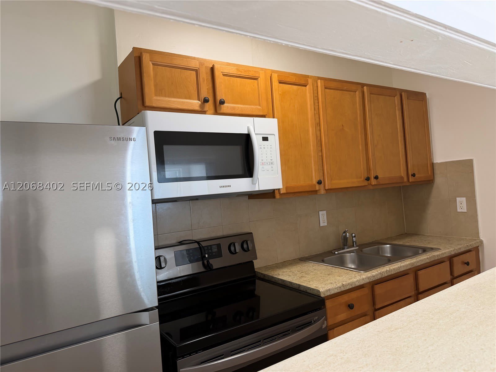 636 Sw 8Th Ave – photo 5