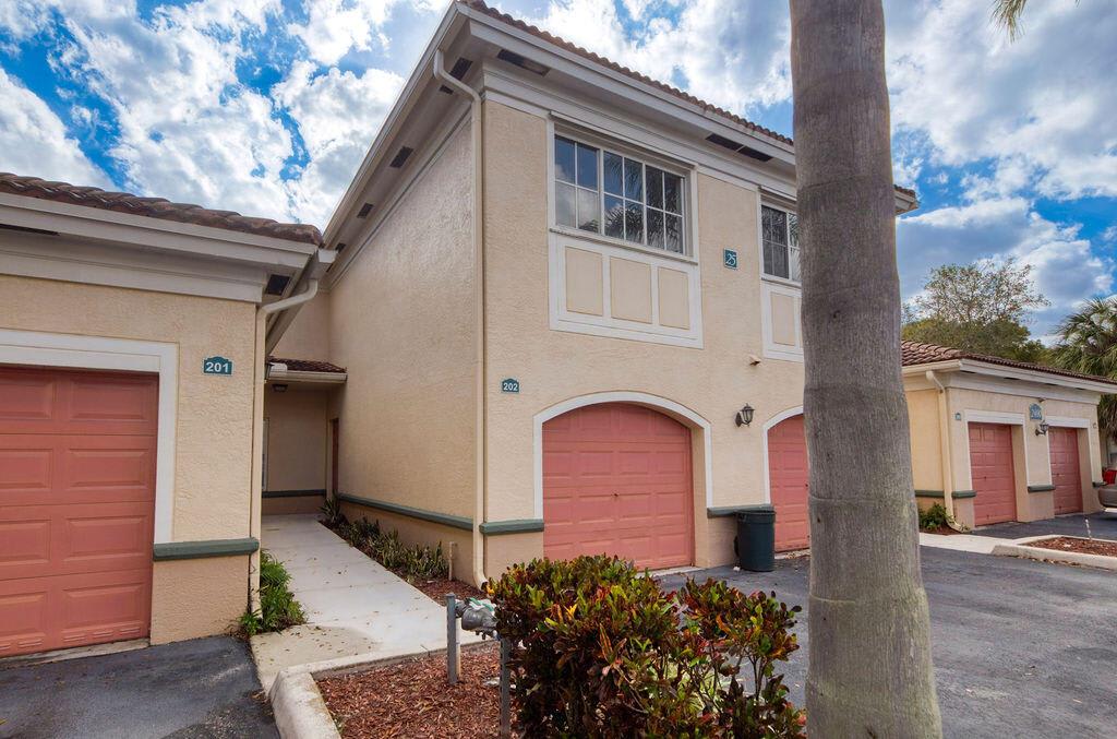2400 Centergate Drive – photo 2