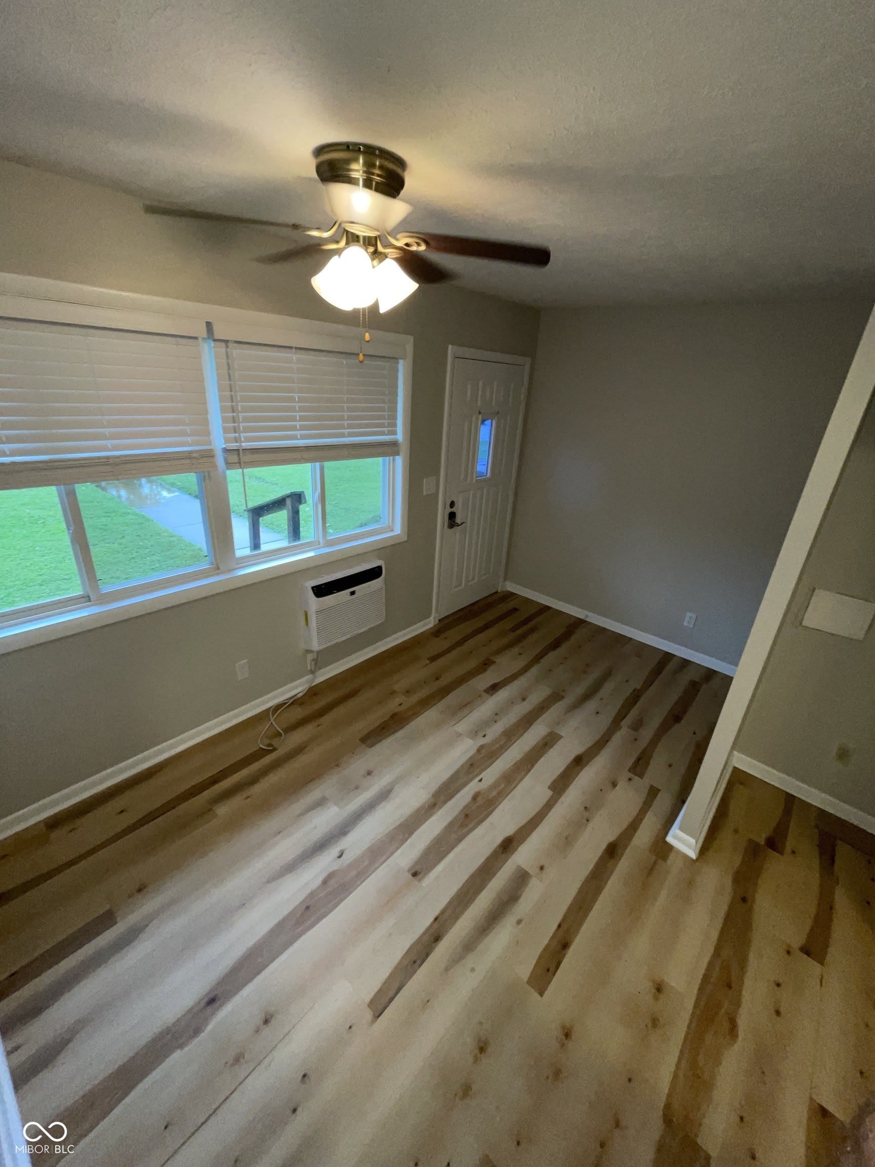 959 W McKay Road – photo 3