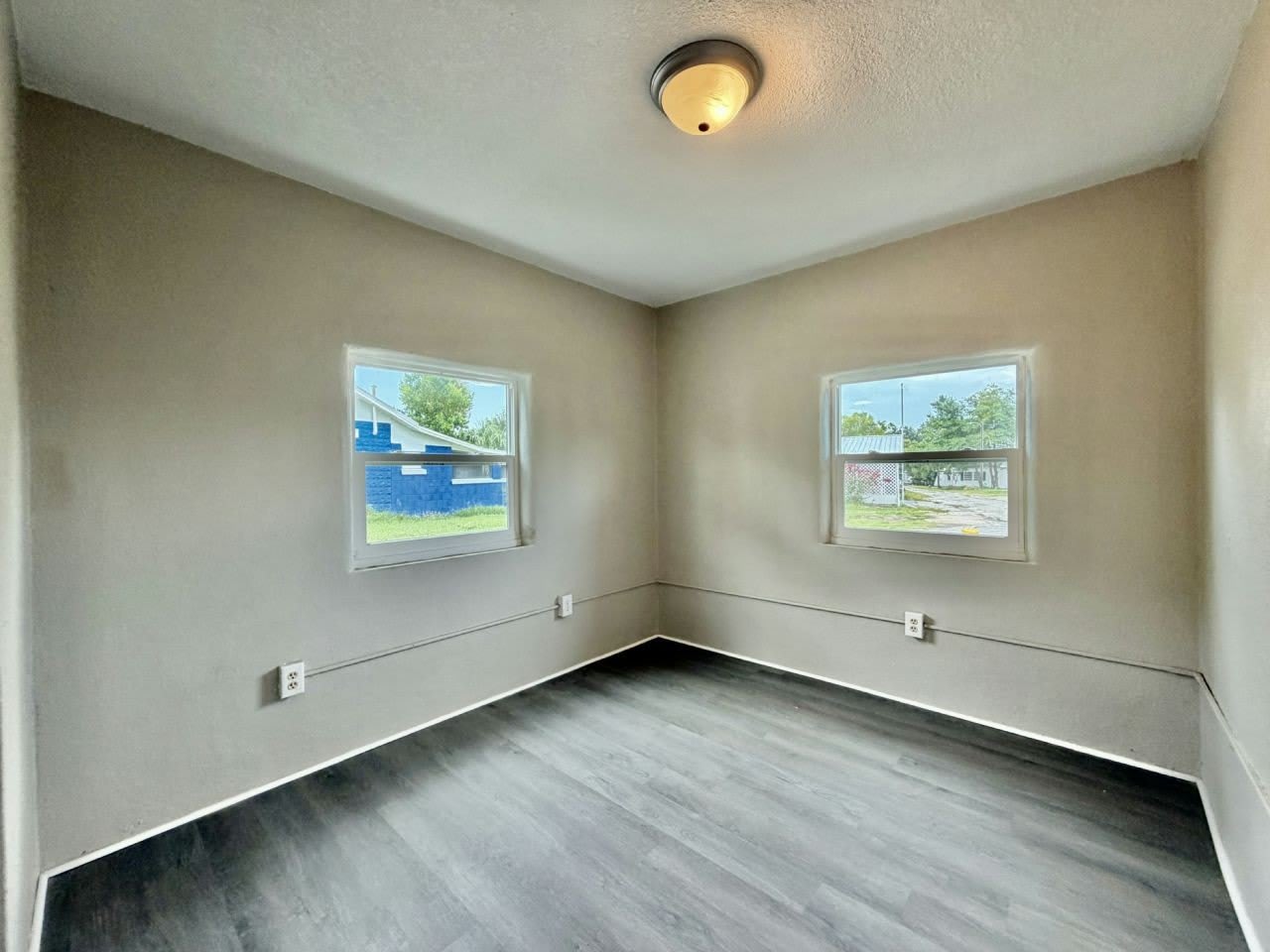 8 E Main St – photo 5