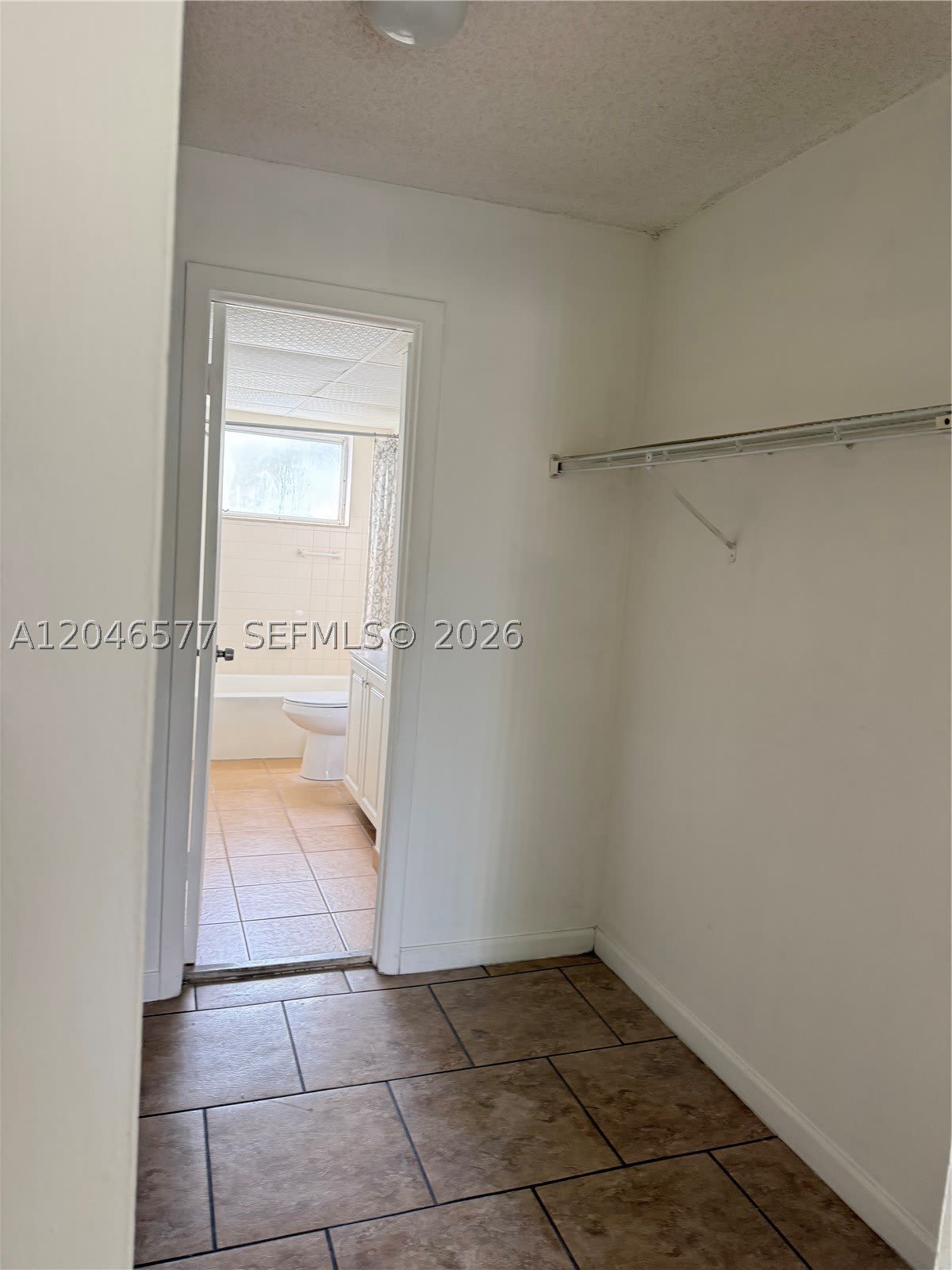 9355 Fontainebleau Blvd – photo 4
