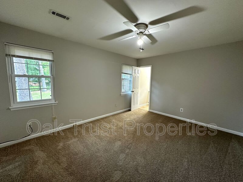 46 Oak Grove Rd – photo 4