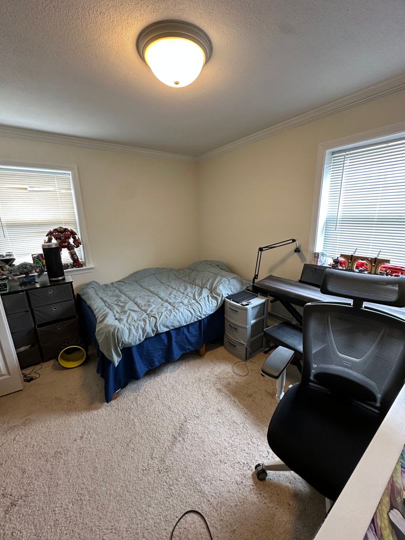 Charming 2 Bedroom No Broker Fee – photo 5