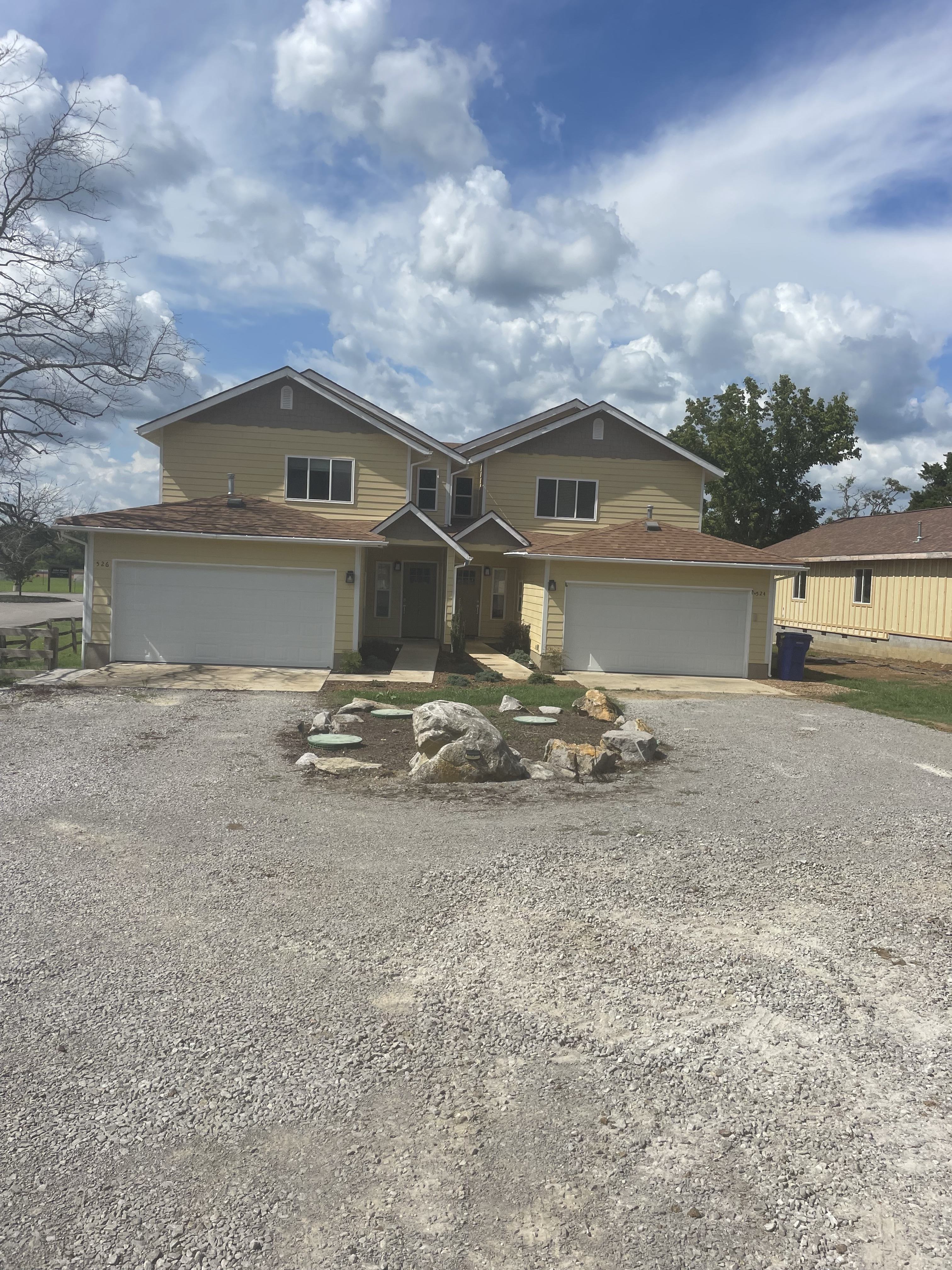 526 Depot Street – photo 1