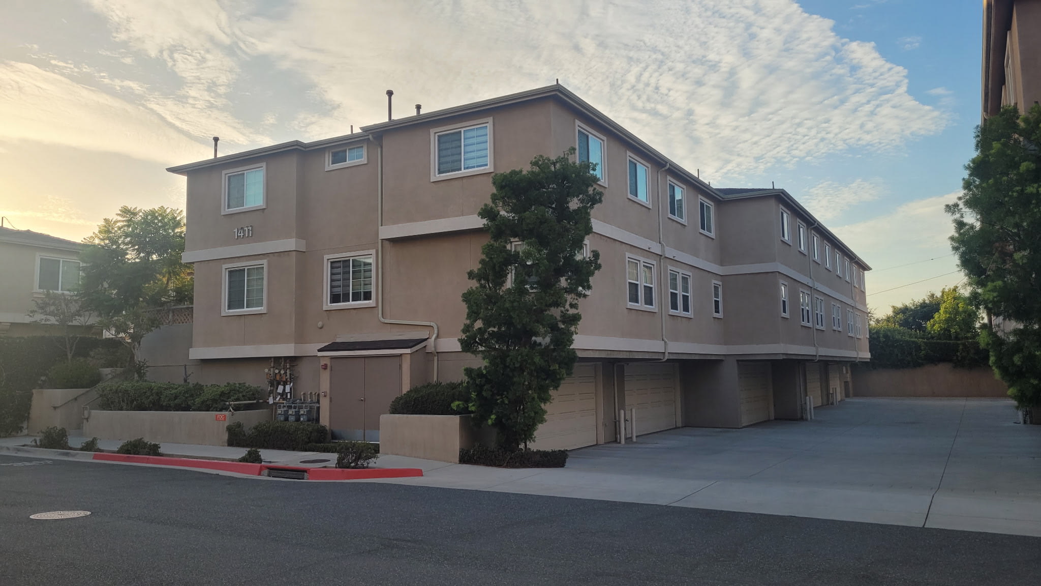 1411 West Lomita Boulevard – photo 1