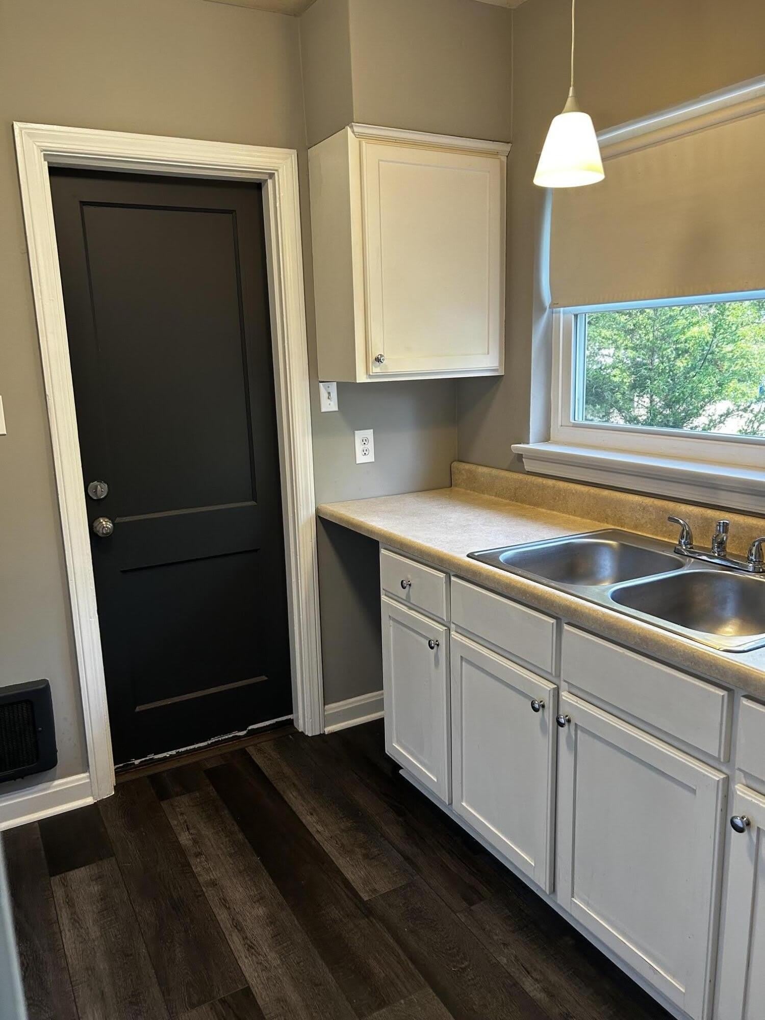 4201 Tacoma Avenue – photo 3