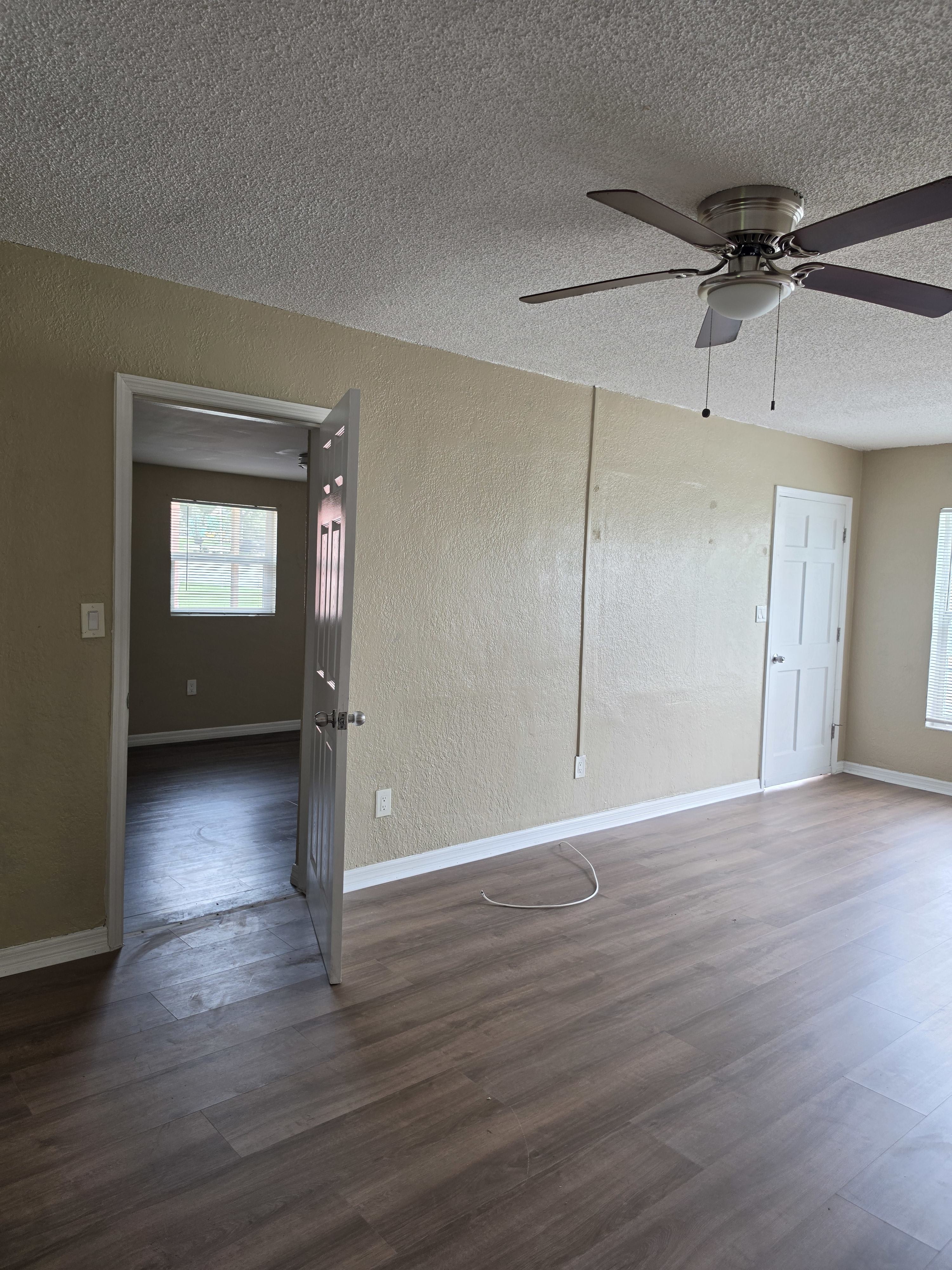 1382 Franklin St – photo 4