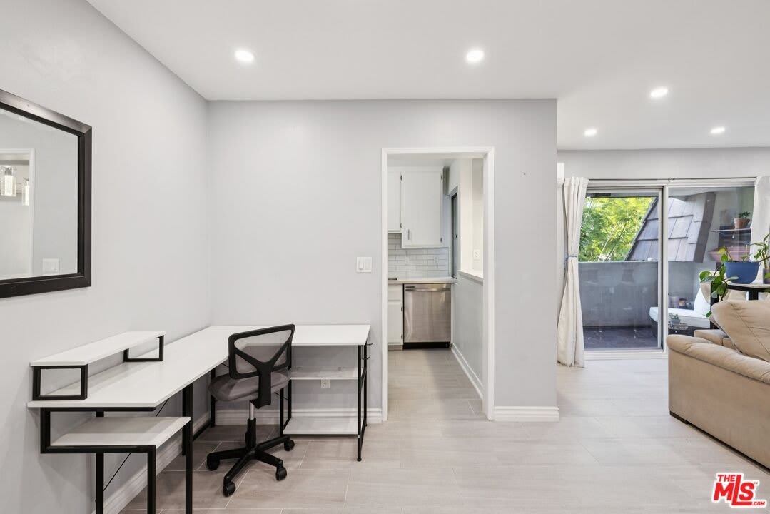 5625 Sumner Way – photo 5