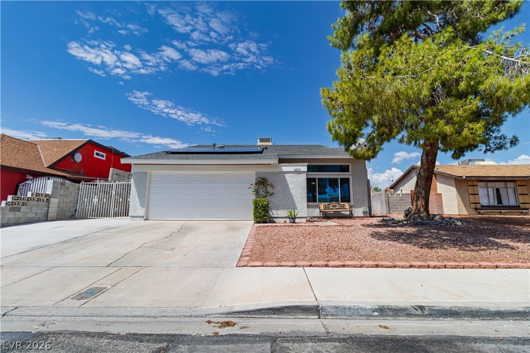 4815 Castle Rock Court – photo 2