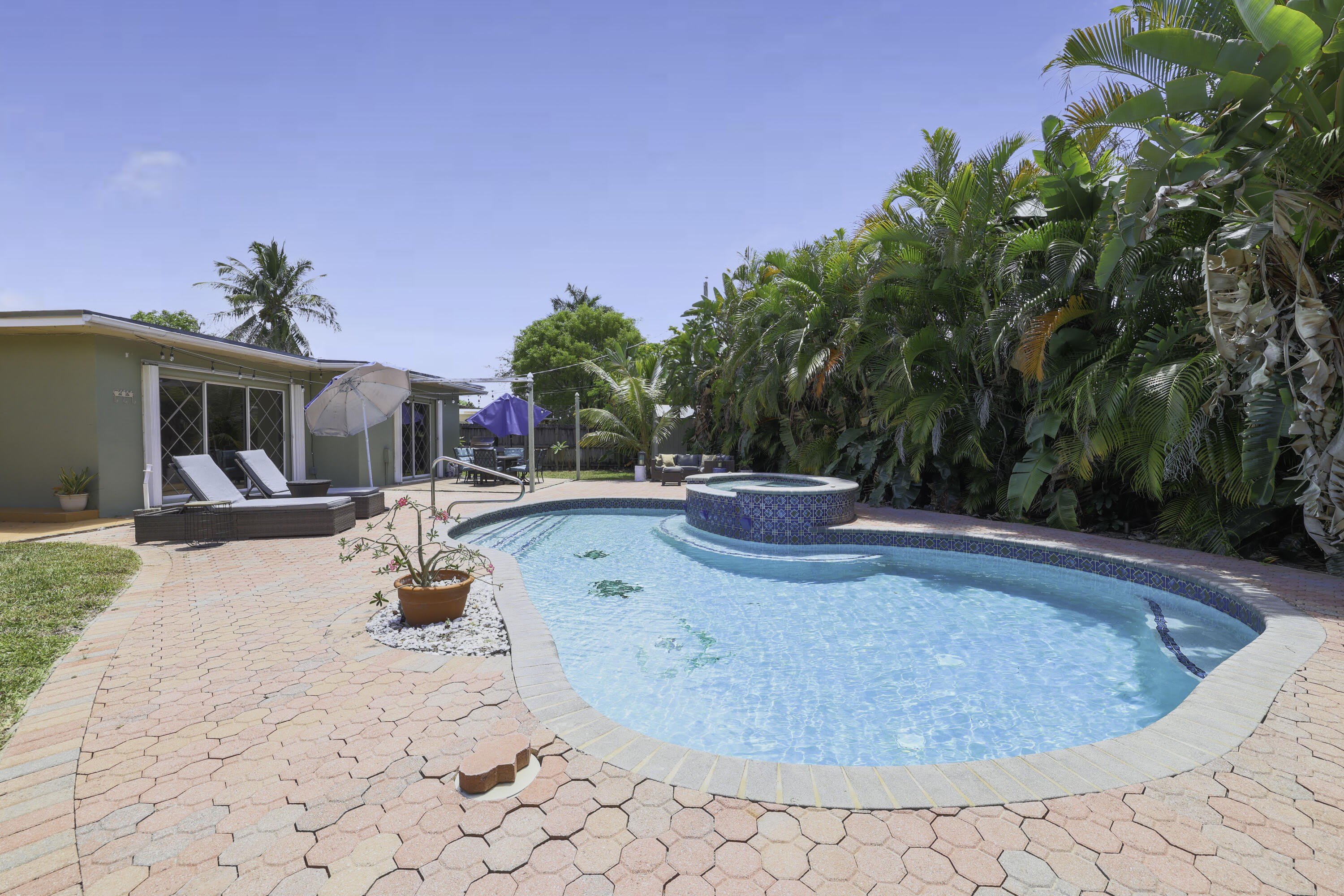 342 Sw 14Th Street – photo 1