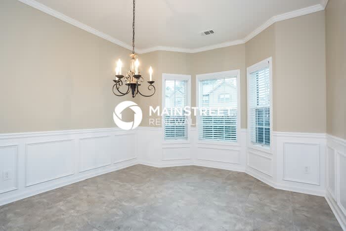 2729 Palmview Court Southwest – photo 3