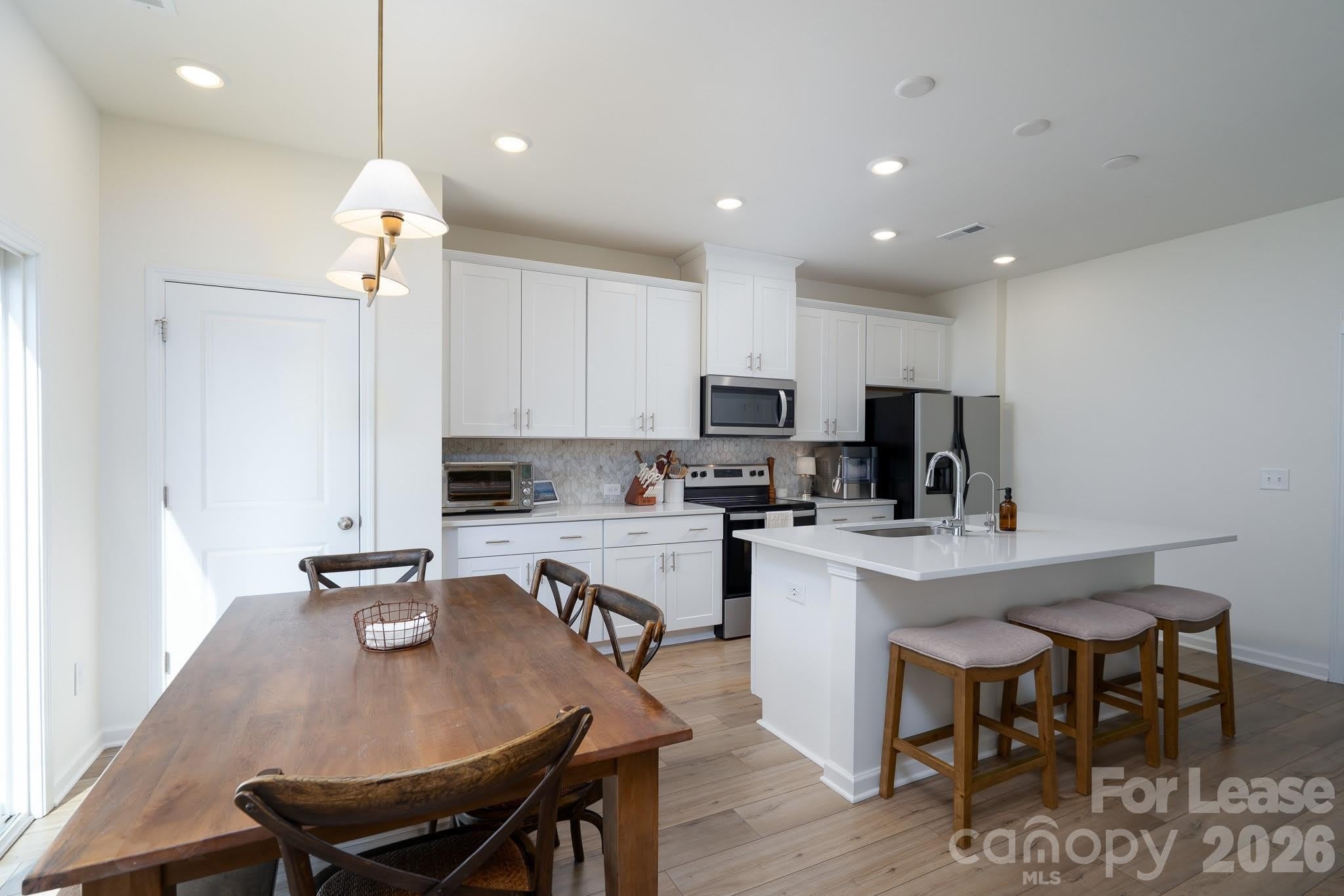 321 Fairchild Way – photo 3