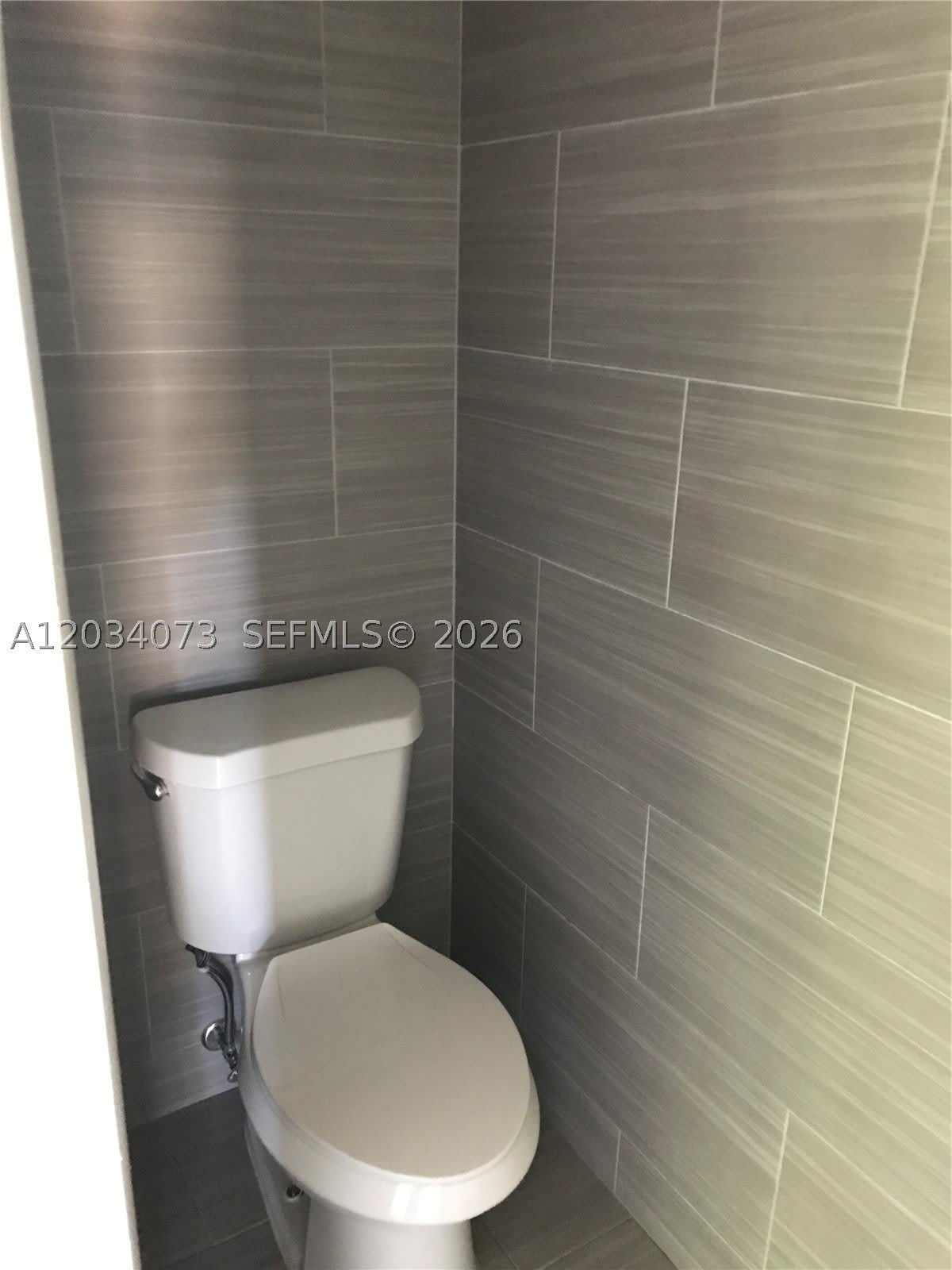 2444 SW 58 Mnr – photo 5