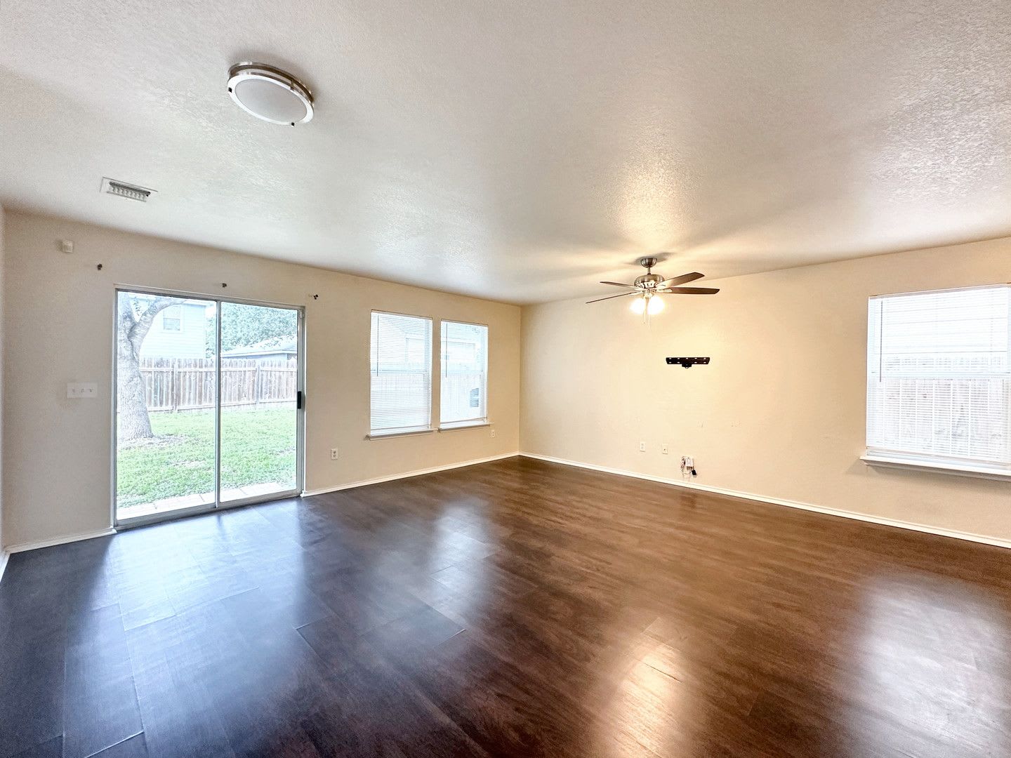 Spacious San Antonio Home with Comfortable Living Areas & Great Location – photo 3