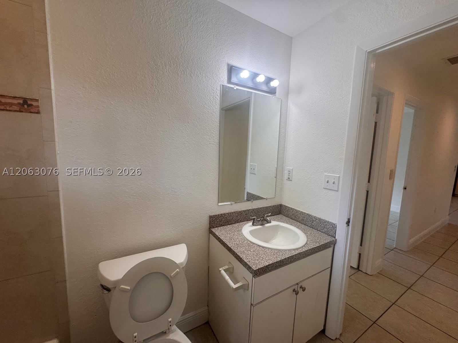 3342 Nw 9Th Ave – photo 5