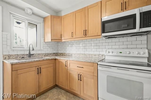 114 CROCKER Boulevard – photo 3