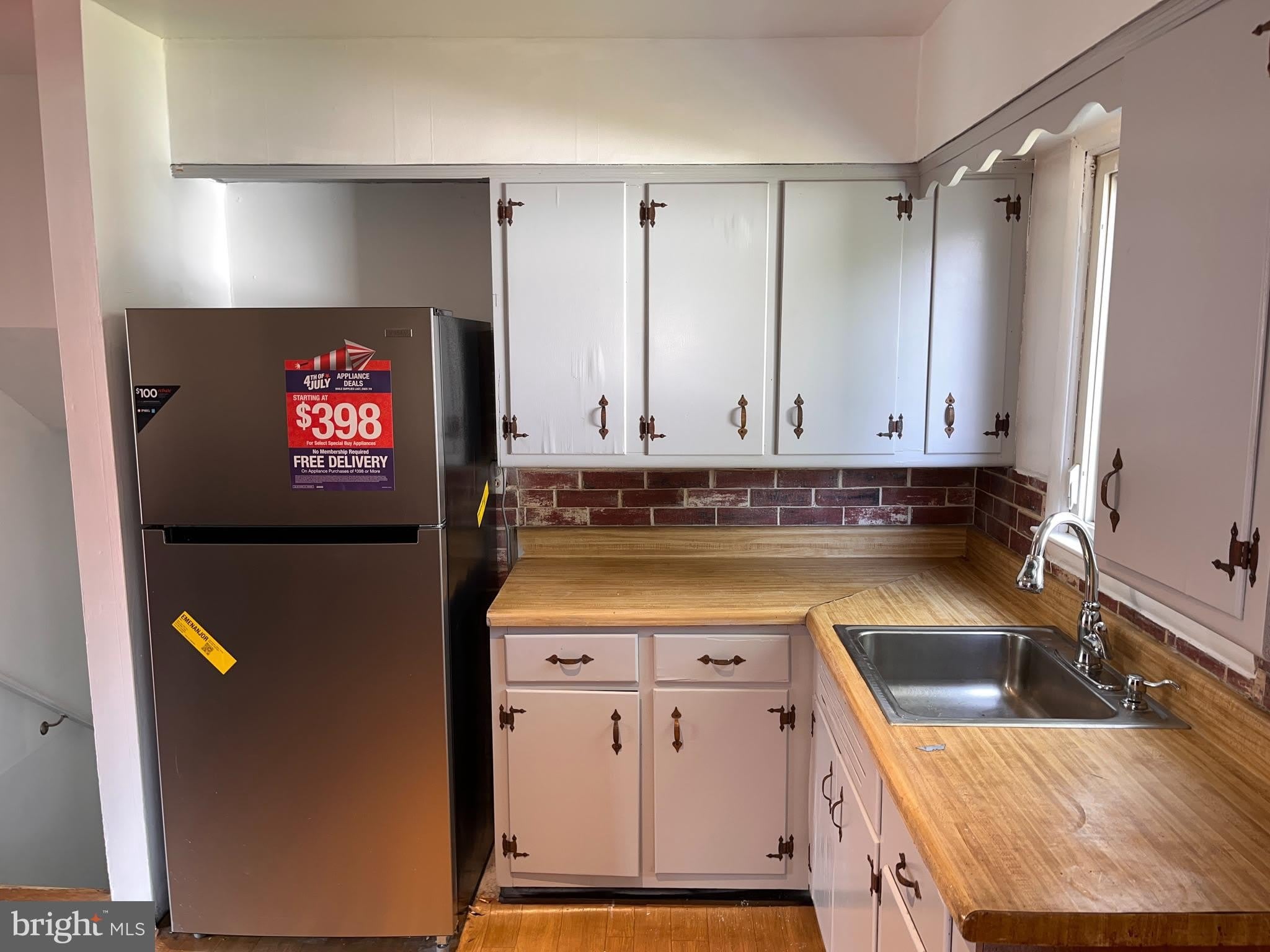1145 LOWER FERRY Road – photo 5