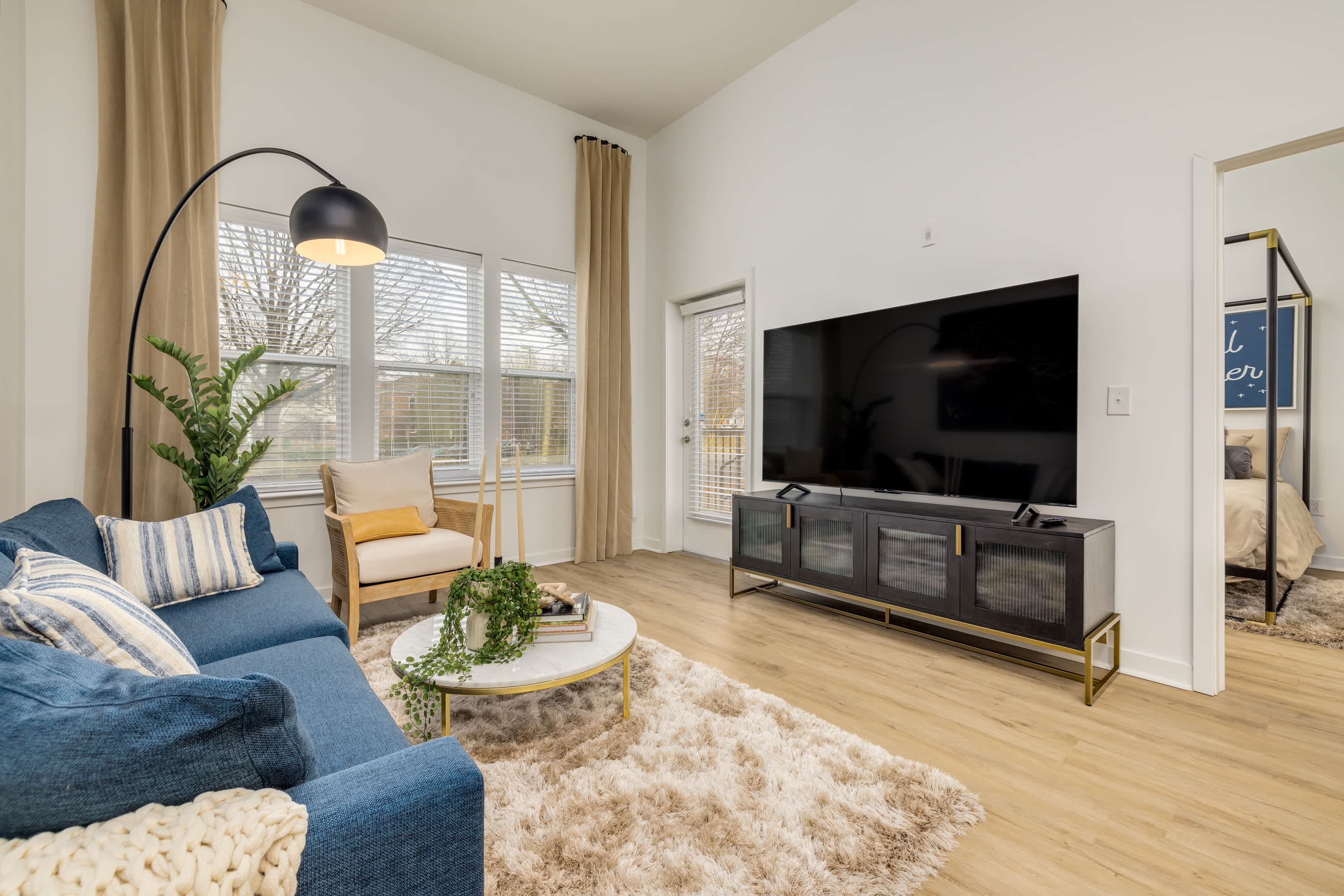 Midtown 205 – photo 4