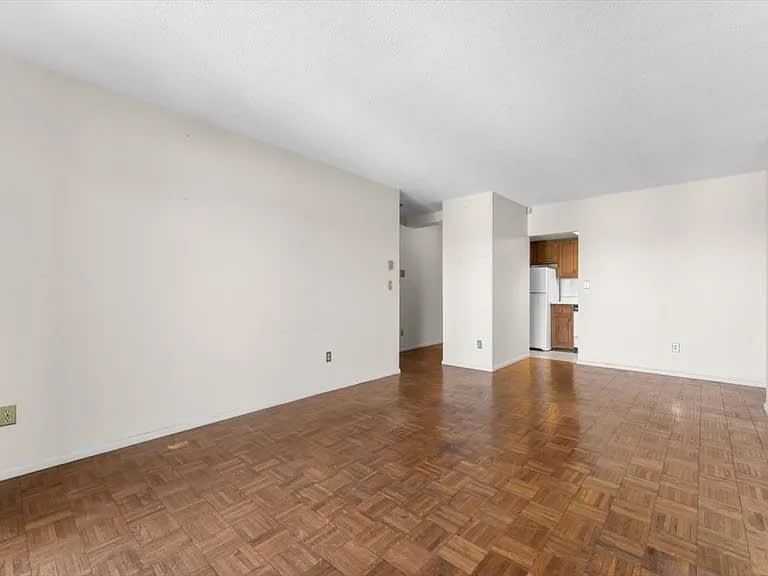 2353 Massachusetts Ave – photo 4