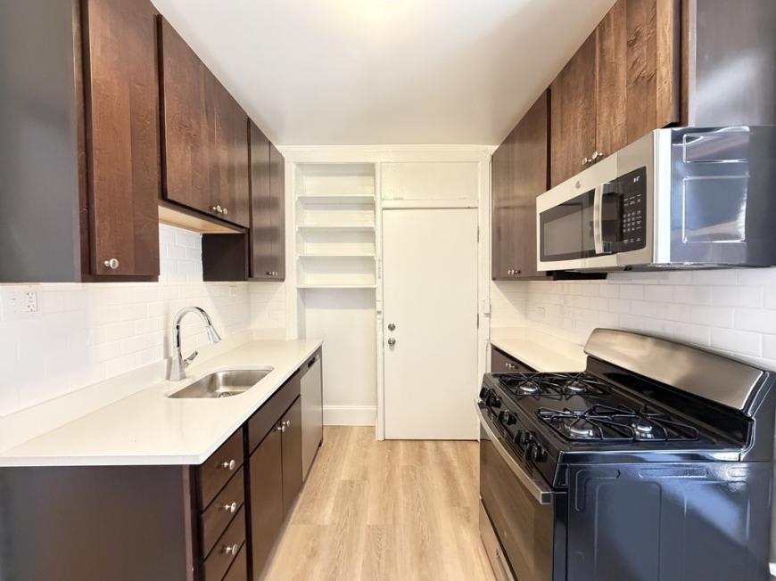 2704 Spaulding – photo 3