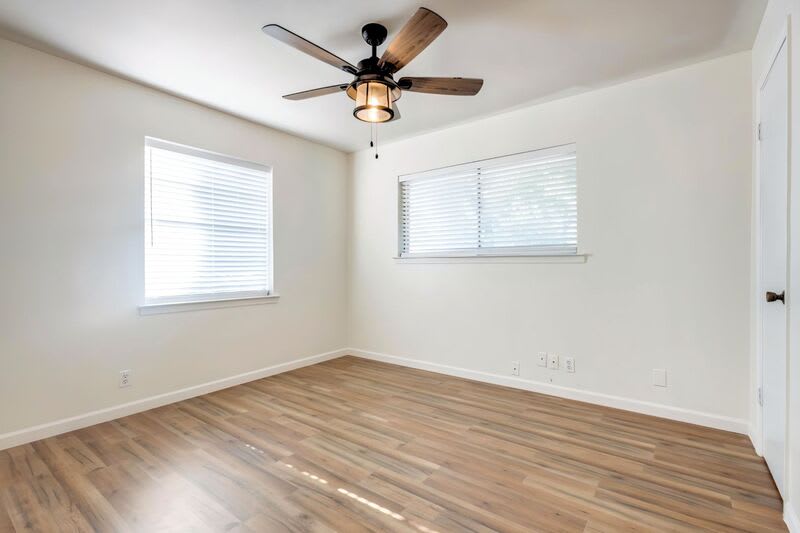 524 N Woods – photo 4