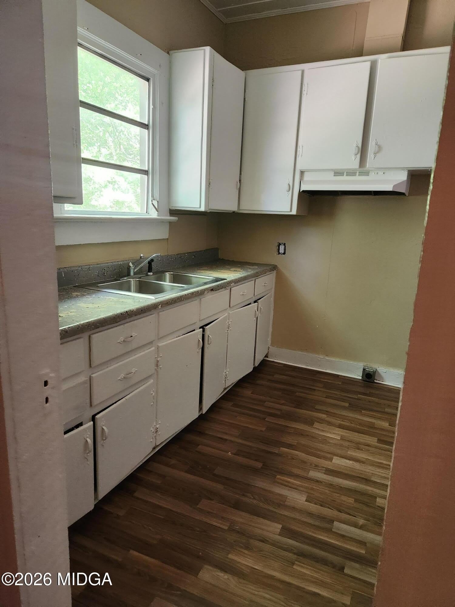 842 Grady Street S – photo 5