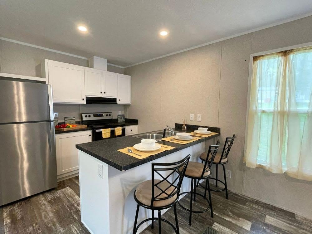 8880 Turkey Ridge Rd – photo 2
