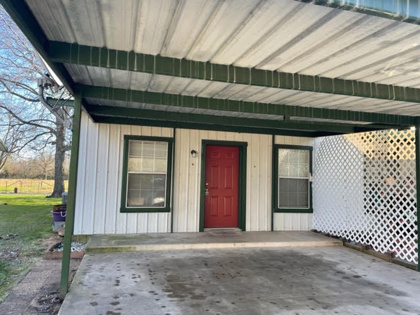 2 Bedroom 1 Bath Duplex – photo 4