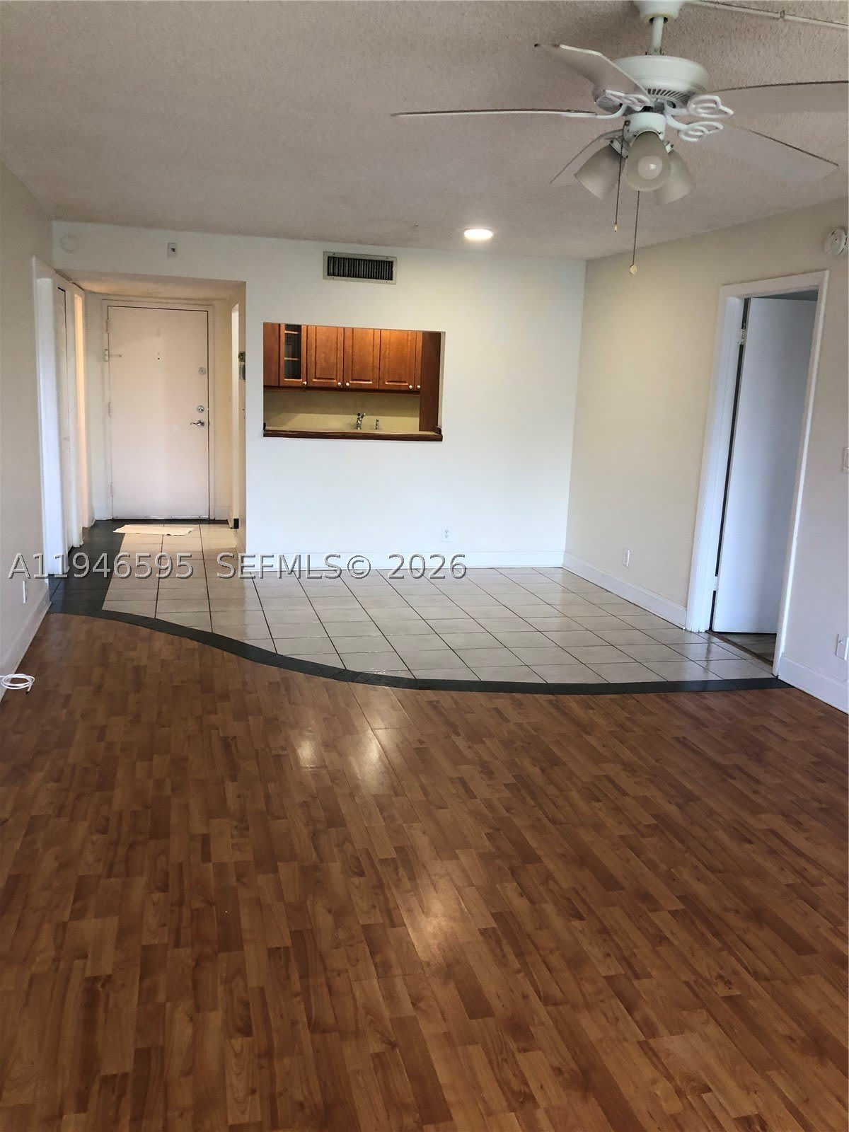 210 Lakeview Dr – photo 4