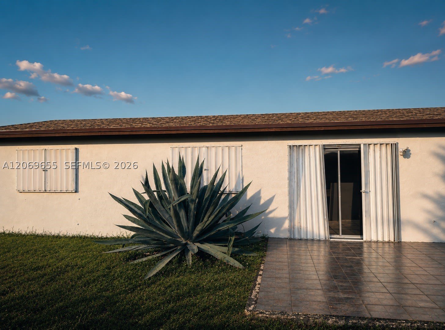 20435 NW 37th Ct – photo 5